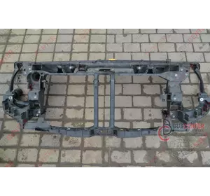 Установочная панель передняя (телевизор, окуляр) Renault Master 8200657209 Установочная панель передняя (телевизор, окуляр) Renault Master 8200657209