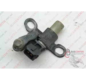 Датчик положения коленвала Ford Transit 2S706023AB Датчик положения коленвала Ford Transit 2S706023AB