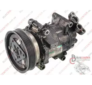 Компрессор кондиционера Renault Clio 8200600117 Компрессор кондиционера Renault Clio 8200600117