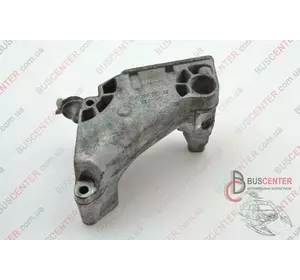 Кронштейн крепления двигателя Volkswagen Transporter 038199207AF Кронштейн крепления двигателя Volkswagen Transporter 038199207AF