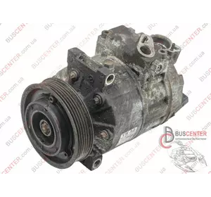 Компрессор кондиционера Volkswagen Golf 1K0820803L Компрессор кондиционера Volkswagen Golf 1K0820803L