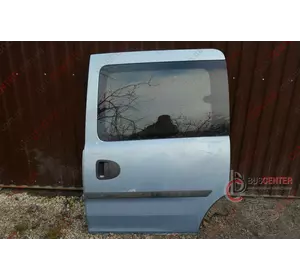 Дверь боковая сдвижная левая под стекло Opel Combo Дверь боковая сдвижная левая под стекло Opel Combo