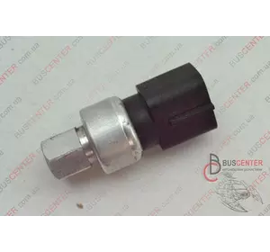 Датчик давления кондиционера Ford Transit 7S4319D594AA 7S43-19D594-AA Датчик давления кондиционера Ford Transit 7S4319D594AA 7S43-19D594-AA