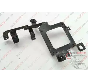 Кронштейн крепления блока управления клапанов Volkswagen Caddy 1T1906279A Кронштейн крепления блока управления клапанов Volkswagen Caddy 1T1906279A