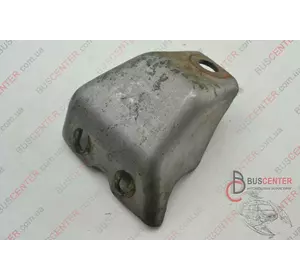 Кронштейн крепления турбины Renault Trafic 8200823741 Кронштейн крепления турбины Renault Trafic 8200823741