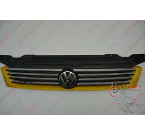 Решетка радиатора Multivan (косые фары) Volkswagen Transporter 701853653D 701853653D