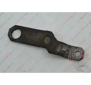 Кронштейн крепления двигателя Volkswagen Transporter 070103390B Кронштейн крепления двигателя Volkswagen Transporter 070103390B