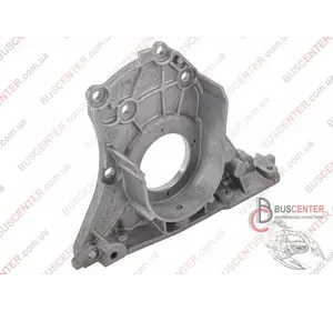 Передняя крышка двигателя (корпус сальника коленвала, накладка) Renault Trafic 8200183179 Передняя крышка двигателя (корпус сальника коленвала, накладка) Renault Trafic 8200183179