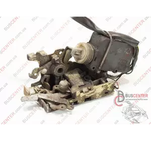 Замок двери передней правой электрический Mercedes Vito 6387200335 Замок двери передней правой электрический Mercedes Vito 6387200335