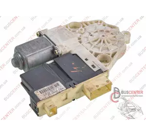 Моторчик стеклоподъемника передней левой двери Peugeot 307 SW 996385-100 997832-101 Моторчик стеклоподъемника передней левой двери Peugeot 307 SW 996385-100 997832-101
