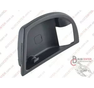Накладка ручки двери передней левой внутренней Hyundai Santa Fe 82611-2B000 Накладка ручки двери передней левой внутренней Hyundai Santa Fe 82611-2B000