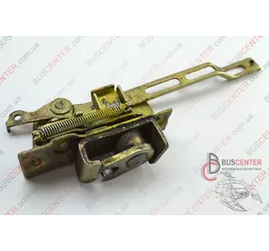 Замок двери передней левой механический Mercedes T1 A6017200335 Замок двери передней левой механический Mercedes T1 A6017200335