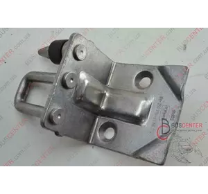 Скоба замка двери задней верхняя Ford Transit BK31V44162AB BK31V44162BA Скоба замка двери задней верхняя Ford Transit BK31V44162AB BK31V44162BA