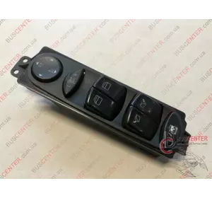 Блок управления стеклоподъемника левой двери (кнопка A6395450513) Mercedes Vito A6395451313 Блок управления стеклоподъемника левой двери (кнопка A6395450513) Mercedes Vito A6395451313