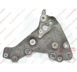 Кронштейн двигателя левый (опора) Renault Trafic 648606762R 93455374 Кронштейн двигателя левый (опора) Renault Trafic 648606762R 93455374
