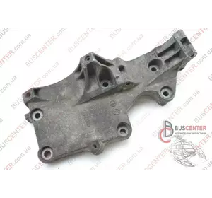 Кронштейн крепления кондиционера Volkswagen Caddy 03G903139A Кронштейн крепления кондиционера Volkswagen Caddy 03G903139A
