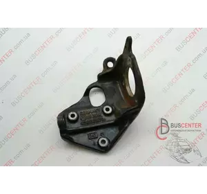 Кронштейн крепления ТНВД Volkswagen Transporter 074130147С Кронштейн крепления ТНВД Volkswagen Transporter 074130147С