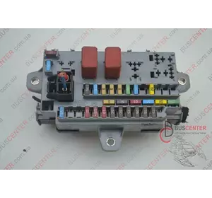 Блок предохранителей Fiat Ducato 1332052080 Блок предохранителей Fiat Ducato 1332052080