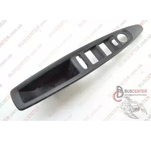 Корпус кнопок стеклоподъемника передней левой двери Citroen C4 9650912577 Корпус кнопок стеклоподъемника передней левой двери Citroen C4 9650912577