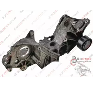 Кронштейн генератора Audi Q5 03L903139H Кронштейн генератора Audi Q5 03L903139H