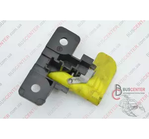 Защелка двери задней левой нижняя Citroen Berlingo 9682085077 Защелка двери задней левой нижняя Citroen Berlingo 9682085077