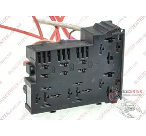 Блок предохранителей Renault Clio 7703297566 Блок предохранителей Renault Clio 7703297566