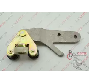 Ролик боковой правой сдвижной двери нижний с рычагом Fiat Ducato 1334554080 RWS1218 Ролик боковой правой сдвижной двери нижний с рычагом Fiat Ducato 1334554080 RWS1218