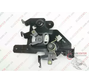 Механизм замка двери боковой сдвижной правой Renault Trafic 8200004828 Механизм замка двери боковой сдвижной правой Renault Trafic 8200004828