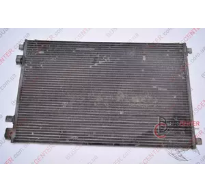 Радиатор кондиционера Renault Megane 8200115543 Радиатор кондиционера Renault Megane 8200115543