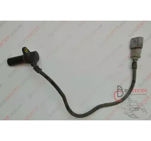 Датчик положения коленвала Fiat Doblo 9805940 Датчик положения коленвала Fiat Doblo 9805940