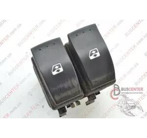 Кнопка стеклоподъемника левая Renault Trafic 8200015090 Кнопка стеклоподъемника левая Renault Trafic 8200015090