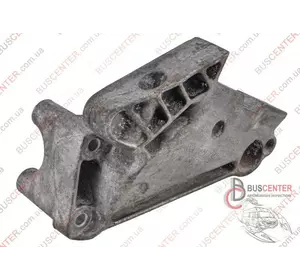 Кронштейн двигателя передний Volkswagen Transporter 04L199207 Кронштейн двигателя передний Volkswagen Transporter 04L199207