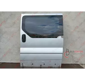 Дверь боковая сдвижная левая под стекло Renault Trafic 7751472218 Дверь боковая сдвижная левая под стекло Renault Trafic 7751472218