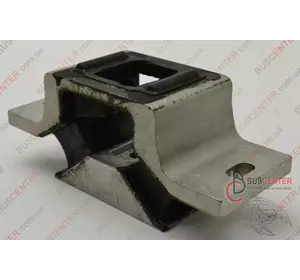 Подушка двигателя левая (КПП - передний привод) Renault Master 8200676857 512 0515 Подушка двигателя левая (КПП - передний привод) Renault Master 8200676857 512 0515