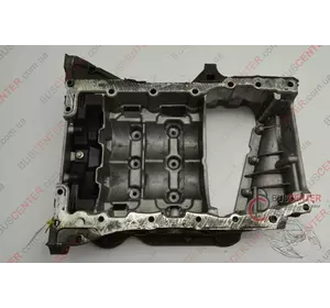 Поддон масляный верхняя часть Renault Trafic 8200600642 Поддон масляный верхняя часть Renault Trafic 8200600642