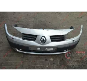 Бампер передний Renault Megane 8200142000 Бампер передний Renault Megane 8200142000