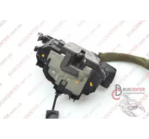 Замок двери передней левой электрический Renault Laguna 805010004R Замок двери передней левой электрический Renault Laguna 805010004R