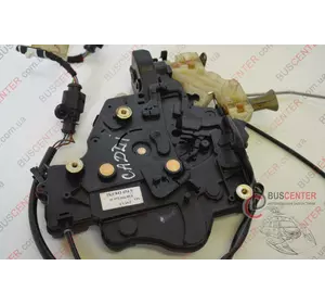 Замок боковой правой сдвижной двери Volkswagen Caddy 2K0843654S Замок боковой правой сдвижной двери Volkswagen Caddy 2K0843654S