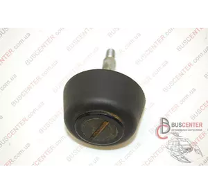 Магнит двери задней Mercedes Sprinter 9067400216 Магнит двери задней Mercedes Sprinter 9067400216