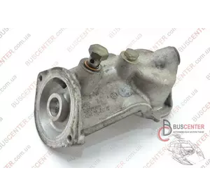 Кронштейн крепления масляного фильтра Volkswagen Transporter 074115417N Кронштейн крепления масляного фильтра Volkswagen Transporter 074115417N