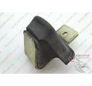 Ограничитель боковой правой сдвижной двери нижний (отбойник) Renault Trafic 7700312382 Ограничитель боковой правой сдвижной двери нижний (отбойник) Renault Trafic 7700312382