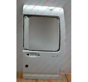 Дверь задняя правая распашная низкая под стекло Ford Connect P2T14V40010AA Дверь задняя правая распашная низкая под стекло Ford Connect P2T14V40010AA