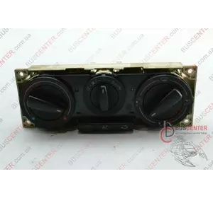 Блок управления печкой Volkswagen Transporter 7D1820045F Блок управления печкой Volkswagen Transporter 7D1820045F