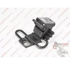 Навес двери передней левой нижний (петля, скоба) Volkswagen Touareg 7L0831411A Навес двери передней левой нижний (петля, скоба) Volkswagen Touareg 7L0831411A