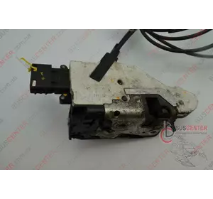 Замок боковой правой сдвижной двери электрический Fiat Scudo 9657000080 24099816 Замок боковой правой сдвижной двери электрический Fiat Scudo 9657000080 24099816