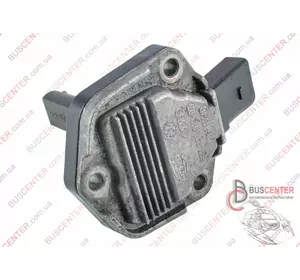 Датчик уровня масла Volkswagen Transporter 1J0907660B Датчик уровня масла Volkswagen Transporter 1J0907660B