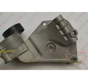 Кронштейн крепления генератора Iveco Daily 504115732 Кронштейн крепления генератора Iveco Daily 504115732