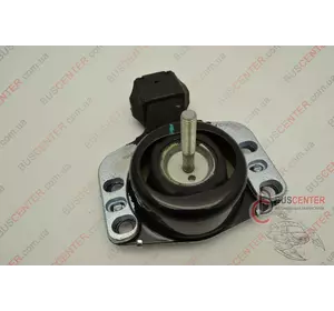 Подушка двигателя правая передняя Renault Master 8200022596 04776 Подушка двигателя правая передняя Renault Master 8200022596 04776