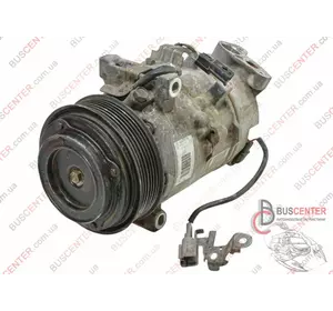 Компрессор кондиционера Renault Trafic 926005211R Компрессор кондиционера Renault Trafic 926005211R