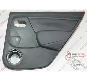 Обшивка двери боковой задней правой (карта) Renault Sandero Stepway 8200732476 Обшивка двери боковой задней правой (карта) Renault Sandero Stepway 8200732476